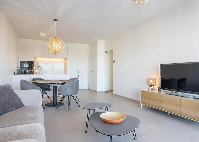 Lecomte - The Shoreline Paradise 45 Ostend