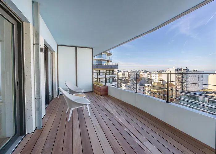 Lecomte - The Shoreline Paradise 45 * Ostend