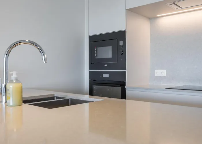 Lecomte - The Shoreline Paradise 45 * Ostend